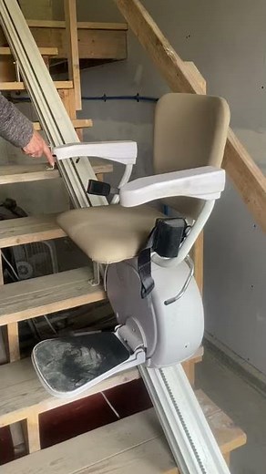 Savaria K2 Stairlift