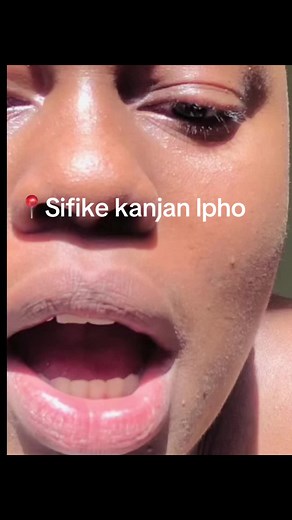 Exploring Facial Expressions in Natural Light