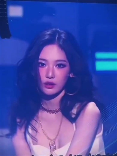 gawk i accidentally add winter in the edit but its okay and sorry for the bad quality