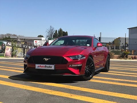 Review Ford Mustang 5.0 GT Fastback