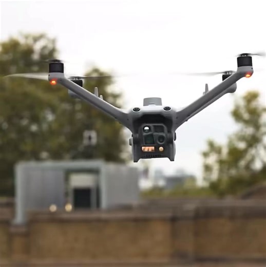 Met launches drone first-responder trial to to give police real-time view of incidents across London The Metropolitan Police Service has launched an innovative trial which sees drones dispatched to support police officers responding to emergencies. The new technology will see police responding more quickly to emergency calls, with drones feeding intelligence to officers arriving at incidents so they can make London safer than ever before. The drones will capture high quality imagery within minut