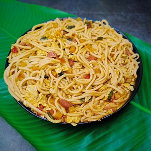 Noodles Soup Recipe | Noodles with Sausages | Corner Cooks