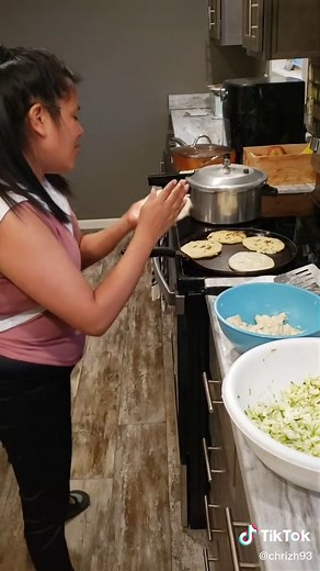 How to Make Delicious Pupusas at Home