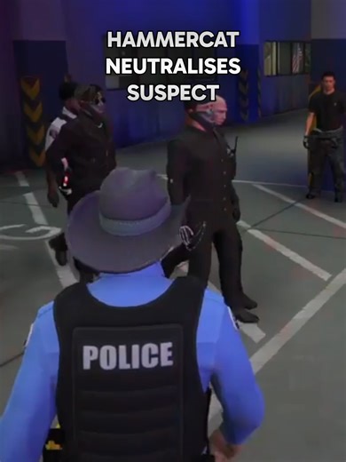 Intense Police Chase in GTA 5: Action-Packed Gaming