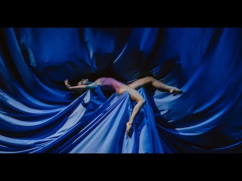 Ex Machina + Côté Danse ╲ HAMLET, PRINCE DU DANEMARK