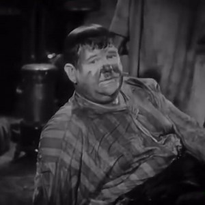 Laurel and Hardy in ‘Laughing Gravy’ (1931) | Classic Comedy