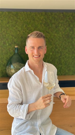 2K views · 49 reactions | Clarification with precision  Catechins are not the only polyphenols responsible for oxidation in white and rosé musts. Broad polyphenol removal can harm wine quality and aromatic expression, but selective clarifiers offer a smarter solution. Discover CLARIL Range, the new generation of fining agents by Enartis  | Enartis | Facebook