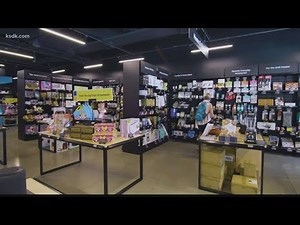 Amazon's first store in St. Louis opens at Saint Louis Galleria