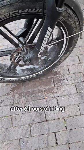 after 6 hours of riding rem is niet krom gegaan #fire #v20 #custom #fatbike #ridstar