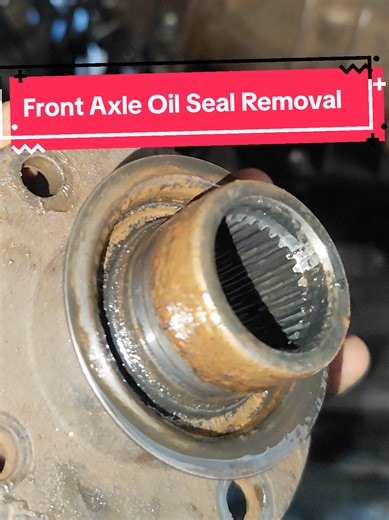Front Axle Oil Seal Removal Guide for Toyota Vigo