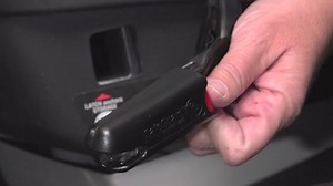 Watch Peg Perego Primo Viaggio 4/35 Infant Car Seat with base, Cream on Amazon Live