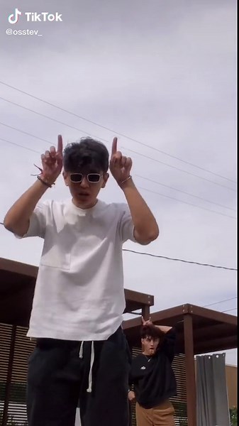 porque no me sale la vuelta como a él 😭😭