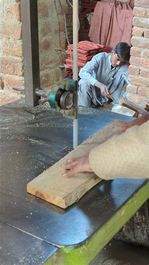 Amazing Wood Cutting Skills with a Bandsaw Machine | Manufacturing Movements #shorts