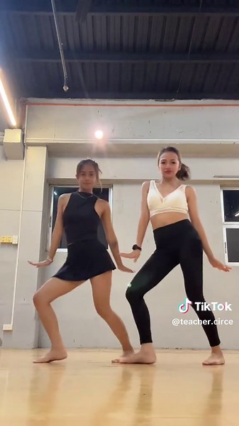 Easy Dance Trends for Teachers on TikTok