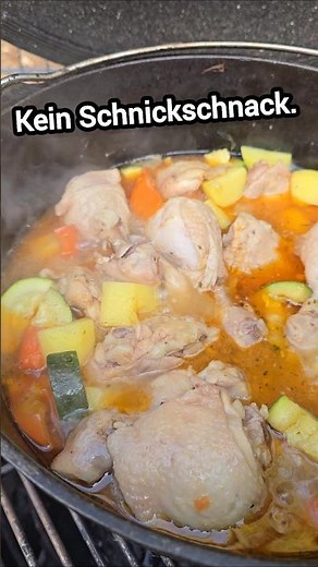 Chicken thighs from the Dutch oven - simple & incredibly delicious (one-pot recipe) #dutchoven #o...