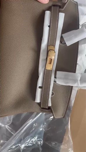 Hermès Birkin Bag Review 2026 | Luxury Handbag Collection USA