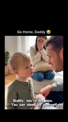 Memes Entertainment |Fun on Instagram: "This post shows a brutally funny family moment where a little kid fights for their “sleeping rights” with the confidence of a lawyer in court—climbing into bed next to Mom, only for Dad to say he wants to sleep beside her too. Without missing a beat, the kid fires back with the most savage line possible: “You should sleep with your mom. Go home, Daddy.” The microseconds make it go viral—the kid’s serious expression, Dad’s stunned silence, Mom trying not to