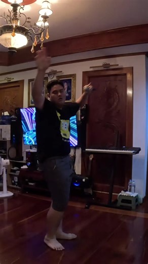 Learn the New Dance Move from PSY's 'Shake It' Rehearsal