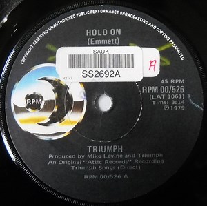 Triumph - Hold On