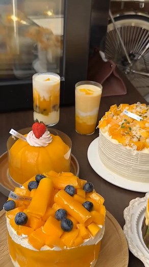 Mango cake for your satisfying #foryou #mango #tiktok #cake #mangocake #fyp #mangoseason #foryoupage #fypシ #mangocake🥭🎂 #trending #fypa #mangos #viralvideo #mangocakeroll #viraltiktok #mangocakehomemade #mangocakes #mangocakefresh #cake #mangocakejungwon #mangocake🎀🎀 #mangocakerecipe #cakemango #mangocakepavlova #mangocakeloaf