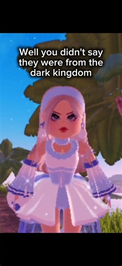 The dark kingdom was said to be dangerous #roblox #royalhigh #rp #fairies #magic