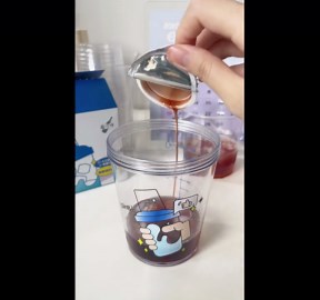 Ice Lychee Tea Drink Making