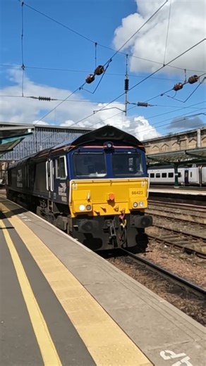 DRS Class 66 Light Loco departing Carlisle for Crewe Basford Hall #freighttrain #drs #railwaycontent