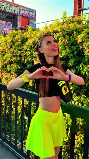 HUGEL, Imael Angel & Ultra Naté – Movin' To The Sun | She Have Great Vibe 🎙️☀️ #techno #housemusic