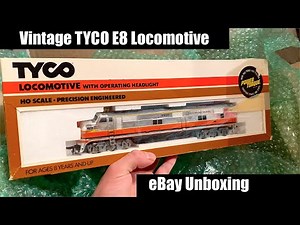 Vintage TYCO Milwaukee Road E8 Locomotive - eBay Unboxing