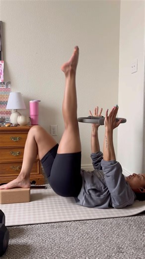 Train glutes with me using minimal equipment!