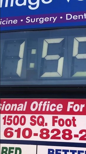 7-Segment Electromechanical Display STILL in action in 2023! #vane #display #flipclock