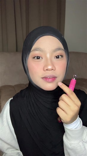 Tutorial Makeup Cantik Gila dengan Pink Flash