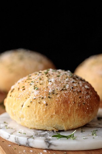 Ridiculously Easy Rosemary Bread