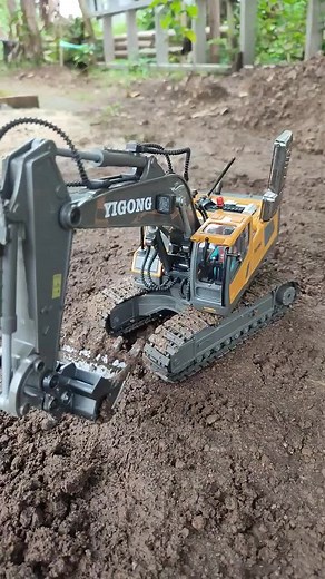 Yigong RC Excavator: Bulldozer and Jumbo Engineering Vehicle