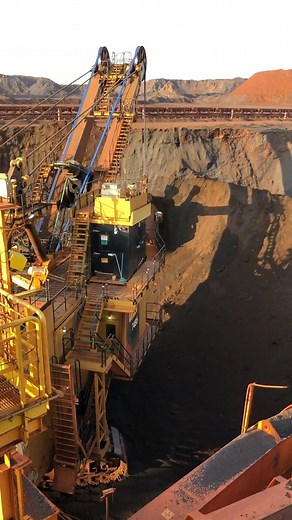 Pala de cuerda eléctrica CAT 7495 #minería #equipos #reel #reels #reelsviral #reelsfb | Outletminero