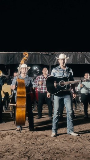 23K views · 177 reactions | CABALLO AMERICANO NOW ON YOUTUBE! Con los compas de @bandalamatonaoficial 﫱‍﫲 #EsCierto  • • • • #LosHermanosMendoza #LHM #corridos #baile #regionalmexicano | Los Hermanos Mendoza | Facebook