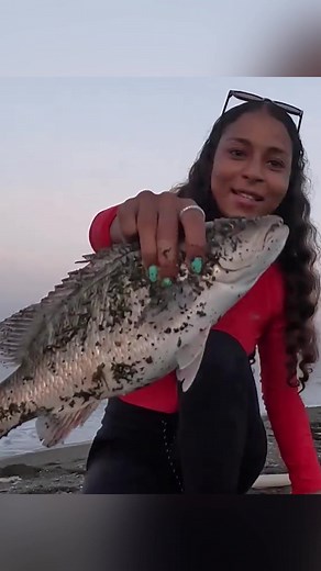 Catch and Cook Mangrove Snapper #fishing #catchandcook #snapper #snapperfishing #womanfishing #beachfishing