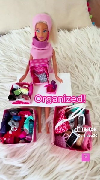 How to make origami accessory boxes for your Barbie! Barbie origami art tutorial! #artsandcrafts #kidscrafts #art #origami #barbie #longervideos #sza #lizzo