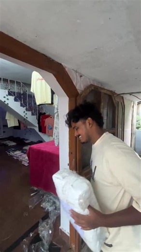 Mr sanju7 on Instagram: "Brohud drop4 samples 🔥 Zero to 1cr sales challenge day45 #trendingreels #mrsanjuu7 #mybussinesslife #startingownclothingbrand #clothingbrand #ownclothingbrand #budgetbox #minuresturantbusiness #ownclothingbrand"