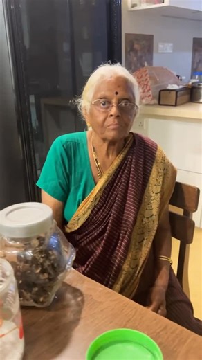 Salem Meena Mami on Instagram: "Uh oh! Fix that PULI 🐯😉 SALEM MAMI to the RESCUE! 👩🏾‍🍳#tamilrecipes #cwc #tamilreels❤️ #tamilnadu #bb9 #vjs #grandma #pativaithyam #kulambu #kongusamayal"