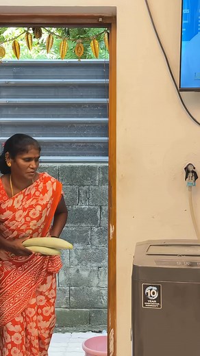 345K views · 10K reactions | Ethula la mattum evalavu nabagam erukka 藍#srinisuj i#trending #funny #tamilcomedy #mamiyarmarumagal #comedy | Srini Suji | Facebook