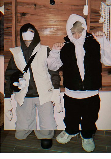 Biến Hình Thú Vị Trong Video Siro Official