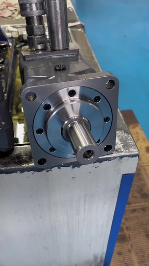 5.8K views · 17 reactions | Slewing bearing #excavator #digger...