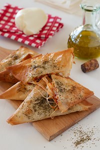 51K views · 693 reactions | Fagottini di pasta fillo super croccanti...