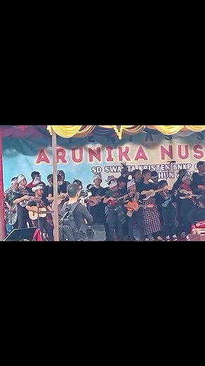 Penampilan musik tradisional Nias Bagian 3 | Indah Lase