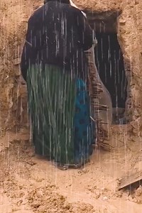 Nomadic Raining and Cleaning the Mud #nomadiclife #nomad #nomadic #reelfb #life #adventure #followers #enjoy #BoomChallenge #Boomnow #toptrending | Nomadic Daily Show