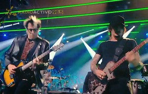 1.6K views · 84 reactions | The Offspring - Pretty Fly | Radioactivo 98.5 | Facebook