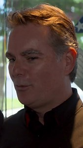 "My life has never been the same since," 💬 Jeff Gordon’s victory in the inaugural Brickyard 400 in 1994 was one of the most significant events in #NASCAR history. FULL CLIP: https://hubs.ly/Q02H7nS10 | Racing America