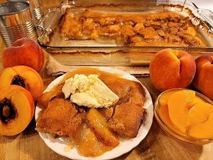 Peach Cobbler with Canned Peaches 🍑🍰|👩‍🍳🥛 Easy Recipe Made with Flour & Peaches in Heavy Syrup🍋😀👍🧈
