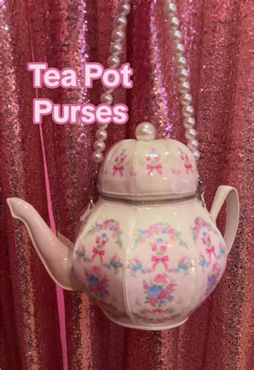 The Tea is that there’s new handbags and purses in stock at Retro Vixen Boutique here in Kansas City, MO and on our website Retrovixenkc.com! These tea pot purses are too cute. Love these faux pearl handles so much! Unzip for easy access. Comes with a removable crossbody chain to wear over your shoulder!! Swing by or check our online shop out!